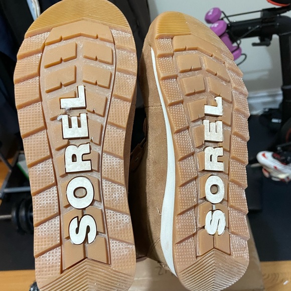 Sorel Winter Boots - worn once! - Picture 3 of 7